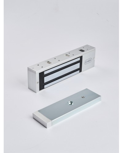 R-Lock RL-EM500-LSS - Электромагнитный замкок, 500кг, DC12/24B, цвет серебристый сатинированный алюминий RAL 7047, два датчика втроены в корпус замка: датчик Холла и магнито-контактный датчик в Назрани Электромагнитные замки Pintop.ru