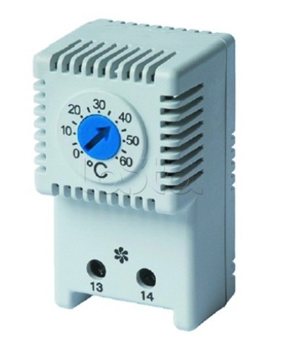 Термостат, NO контакт, диапазон температур: 0-60 °C DKC R5THV2 в Назрани Аксессуары для стоек и шкафов Pintop.ru