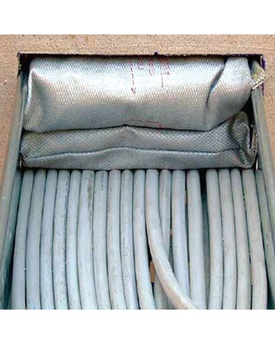 Подушка огнестойкая 120х100х25 DKC DB1801 в Назрани Аксессуары для огнетушителей Pintop.ru