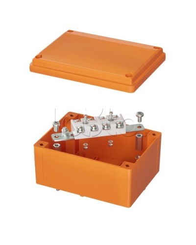 Коробка пластиковая FS с гладкими стенками и клеммниками IP56,150х110х70мм DKC (FSK20410) в Назрани Распределительные коробки Pintop.ru