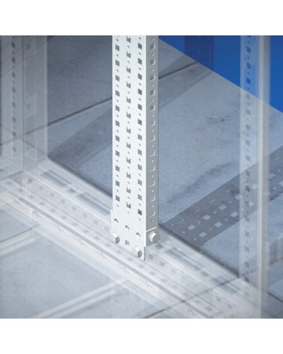 Рейки вертикальные для шкафов CQE высотой 2000 мм (2 шт/уп) DKC R5PDV20 в Назрани Аксессуары для стоек и шкафов Pintop.ru