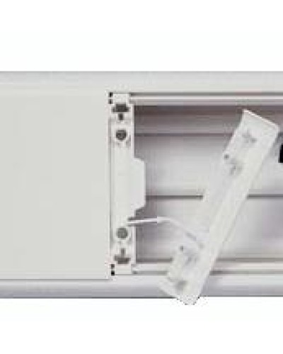 Накладка на стык крышек шириной 65 мм LEGRAND 010801 в Назрани Аксессуары для кабель-канала Pintop.ru