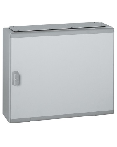 Шкаф распределительный Legrand 020182 в Назрани Щиты электрические Pintop.ru