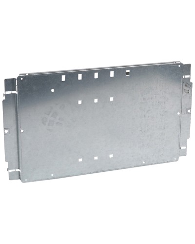 Пластина Legrand 020207 в Назрани Щиты электрические Pintop.ru