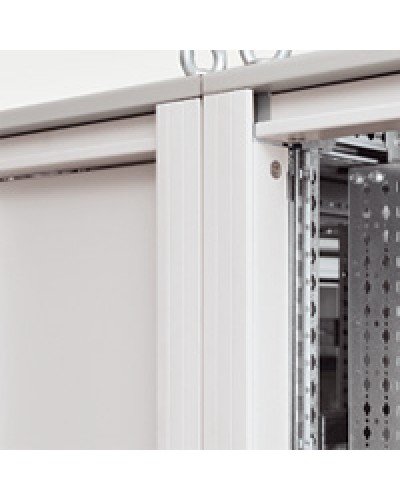 Облицовка Legrand 020563 в Назрани Аксессуары для стоек и шкафов Pintop.ru